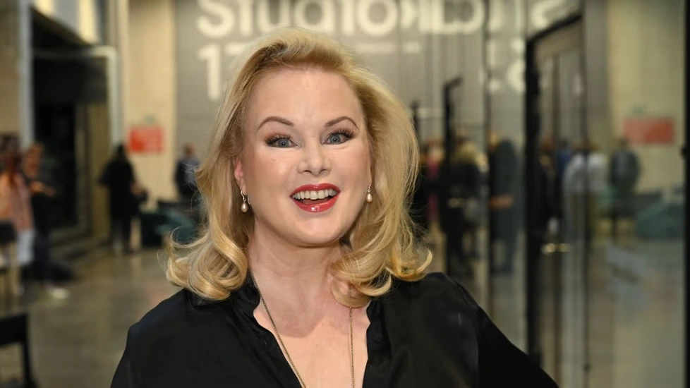 helena lindgren lapsen isä