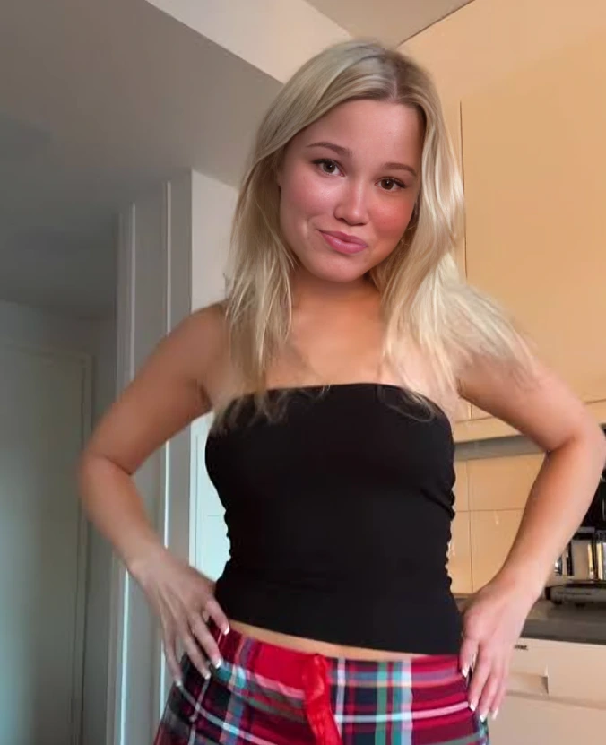 Sara Manner – suomalainen fitnessvaikuttaja, yrittäjä ja sosiaalisen median tähti